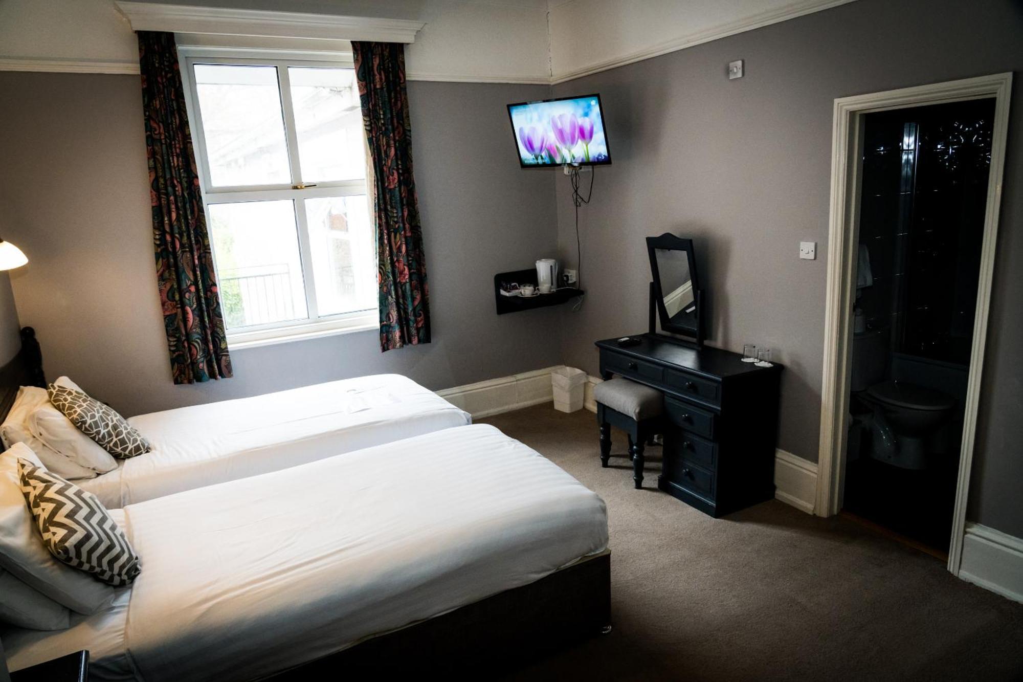 The Brunswick 3*